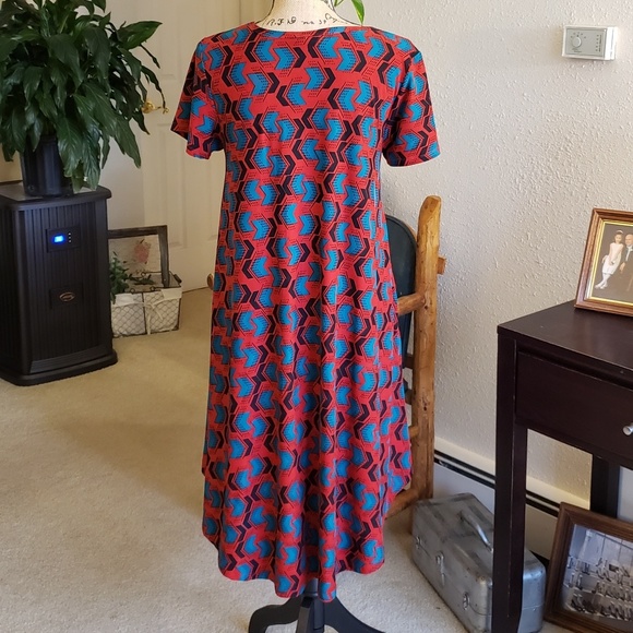Lularoe Carly - Picture 2 of 4